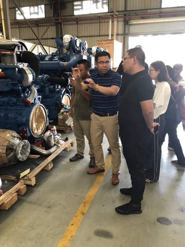 國外客戶到公司考察